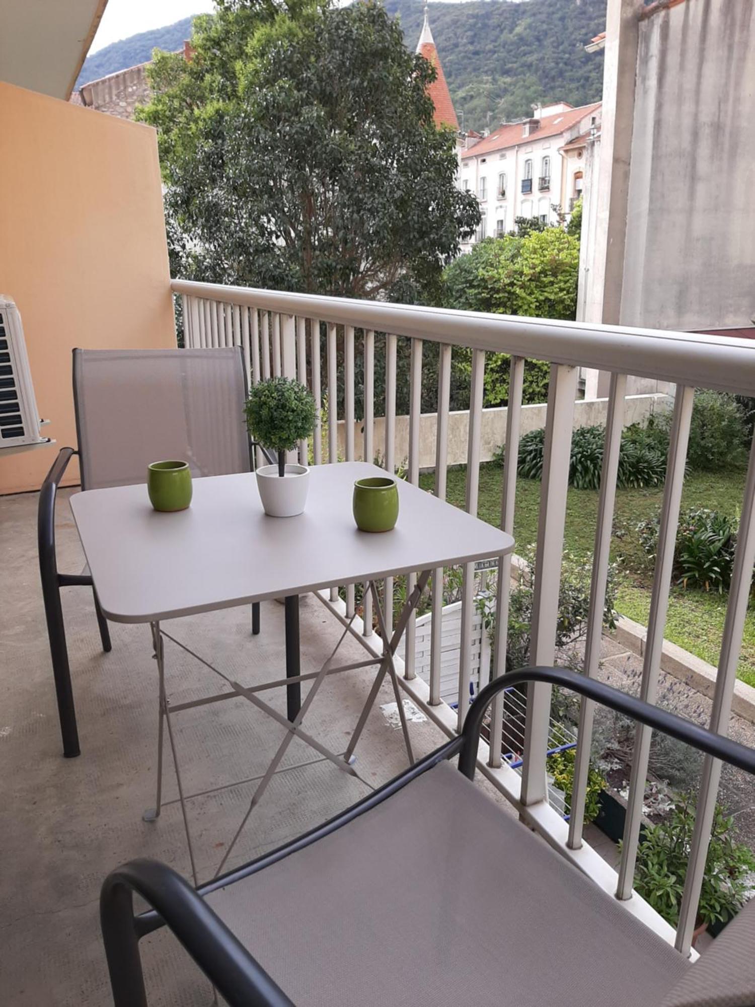 Studio Masol Avec Balcon 아멜리에레방팔랄다 외부 사진